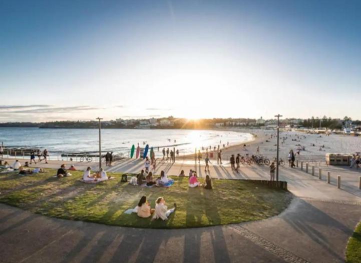 Best Location At Bondi Beach, On The Beach! Apartment Sydney Exterior photo